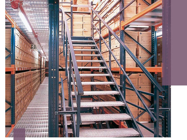 Лестницы складские прочные и безопасные под ключ в Наро-Фоминске