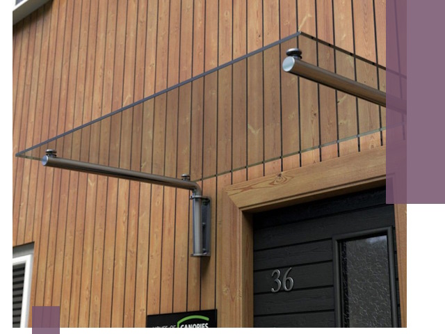 Стеклянные козырьки на входы и фасады в Наро-Фоминске