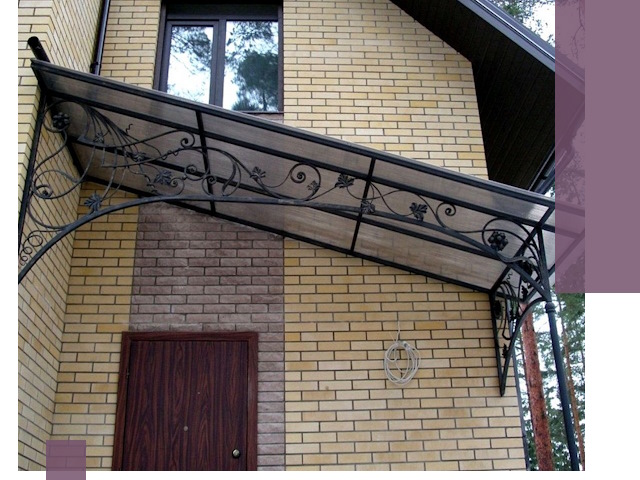 Односкатные козырьки из металла под ключ в Наро-Фоминске